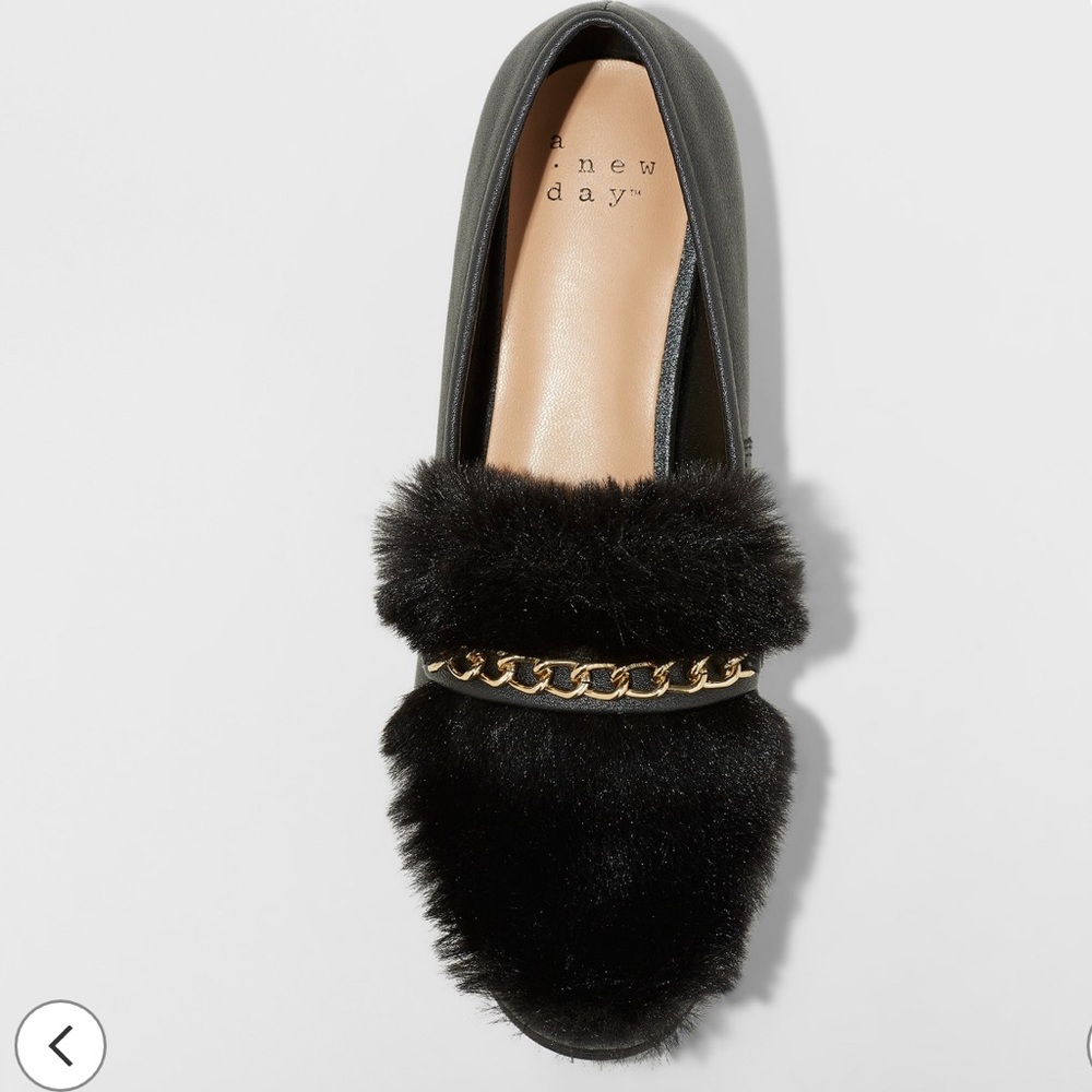 A New Day Fur Closed Black & Gold Loafers.